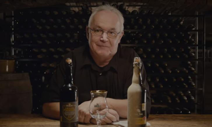 Hertog Jan meesterbrouwer Gerard met twee generaties Grand Prestige Hertog Jan meesterbrouwer Gerard met twee generaties Grand Prestige